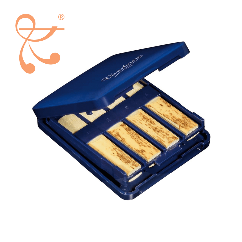 Vandoren VRC810 Eb/Bb Clarinet and Soprano Saxophone Reed Case - 8 Reeds
